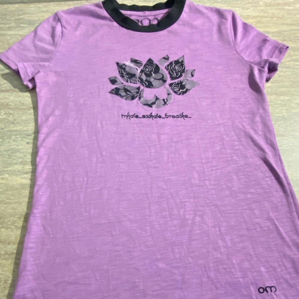 OM purple and black yoga t-shirt